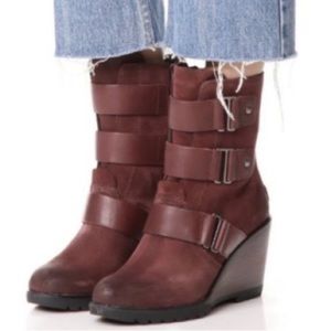 NWOB After Hours Burgundy Sorel Wedge Boots